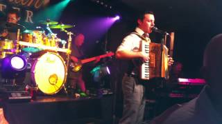 Nathan Carter:LIVE:Where I Wanna Be (NEW SONG 2013)
