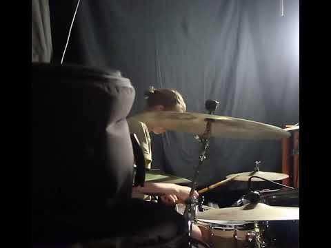 Shuffling bacon Drum Sample 147bpm