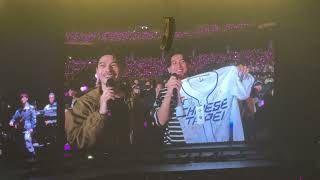 [問卦] 中華隊長陳傑憲送全隊簽名球衣給周董