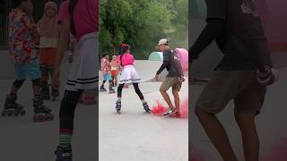 Download lagu ADA ASAP MERAH SAAT MAIN SEPATU RODA??😱😱 #shorts #short mp3