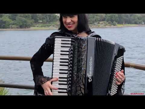 Julie Wisniewski with Serenellini Accordions