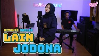 Download lagu LAIN JODONA - RIYANTI DARLIA | LIVE COVER mp3