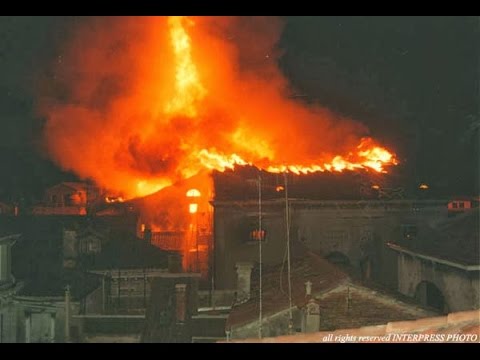 L'Incendio della Fenice (english subtitles)