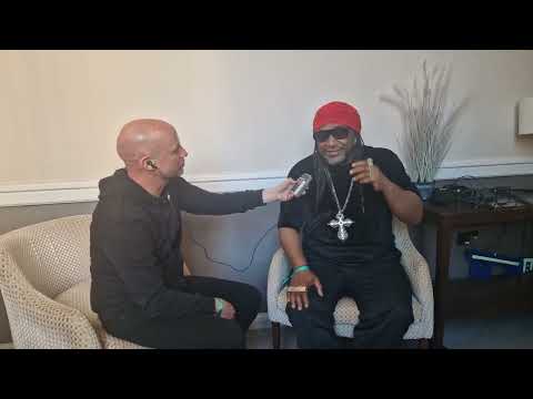 Benji Webbe from Skindred @Takedown with Neil Jones