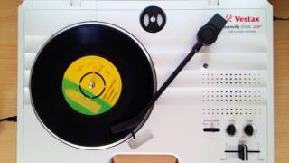 LIZZY & DENNIS - HAPPY GO LUCKY GIRL