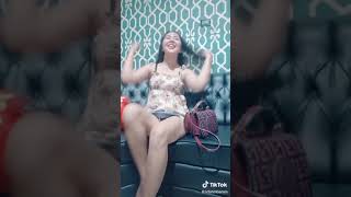 Download lagu Tik Tok Tante Kelihatan CD mp3 Download lagu Tik Tok Tante Kelihatan CD mp3