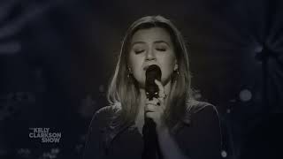 Kelly Clarkson &quot;All the Man That I Need&quot;feat Whitney Houston (Music Video)