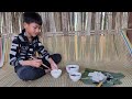 Nam - poor boy:Picking forest vegetables for sale. Buy bowls, chopsticks and buy food to cook a meal