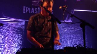 "Blush+1998", Chet Faker - Paris, Avril 2014