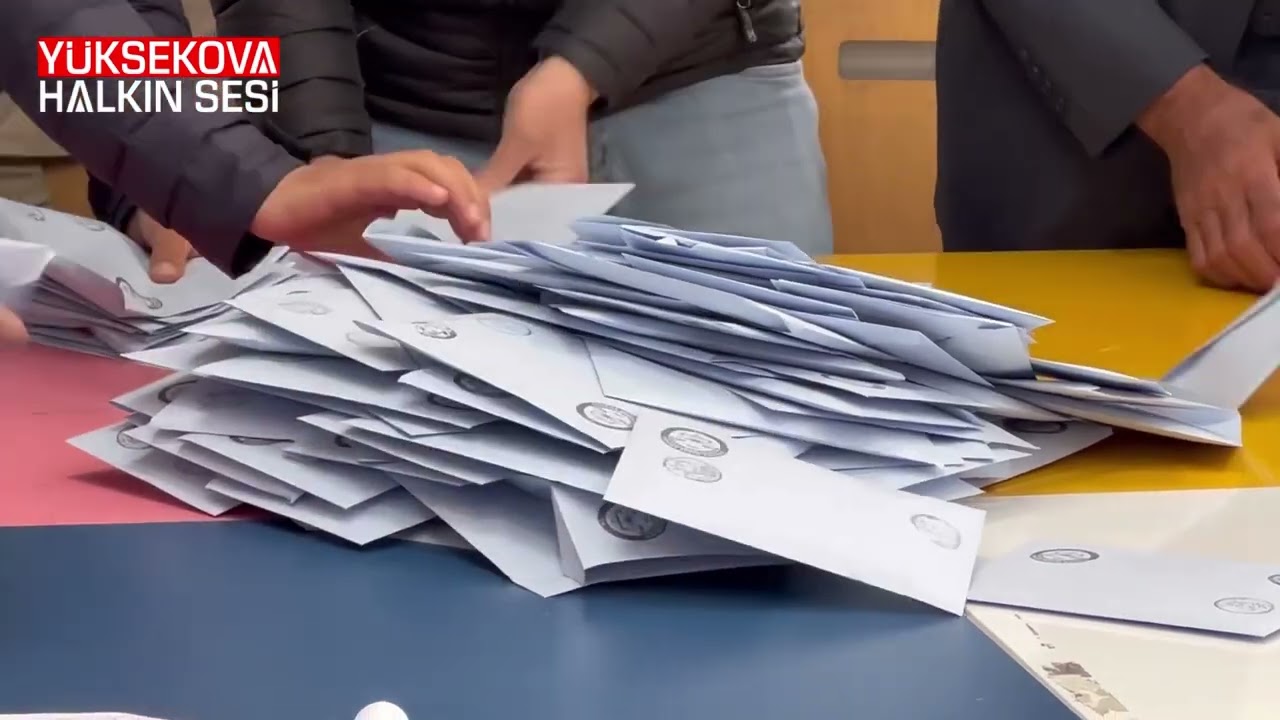 Yüksekova’da oy kullanma işlemi sona erdi