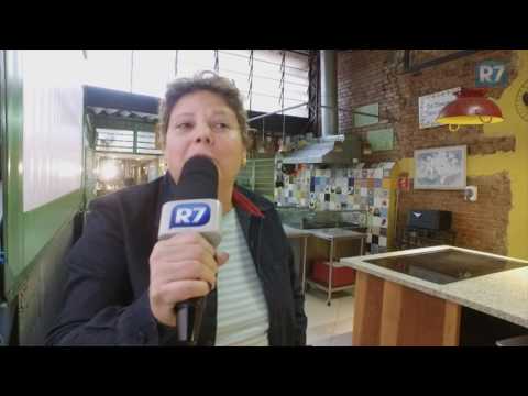 Mãe do Porchat invade gravação do filho