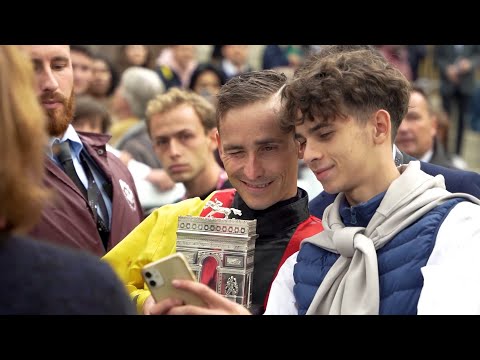Reportage: Deutscher Erfolg im 100. Prix de l'Arc de Triomphe