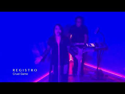 Cruel Game - Erika Díaz y Julio Alcca, Grupo R3GISTRO (Official), en Vivo
