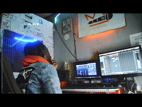 Nikotina KF – Eleições São Um Meme (Visualiser)