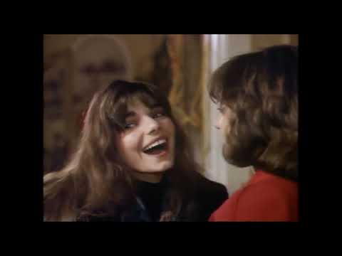 Ce cher intrus - Bande Annonce [VOST]