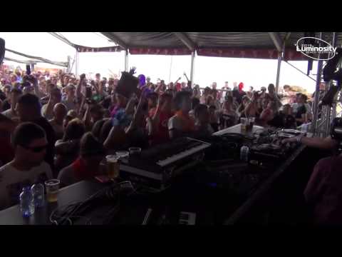 Darren Porter playing Tau-Rine - Summer Calling @ Luminosity Beach Festival 28-06-2015