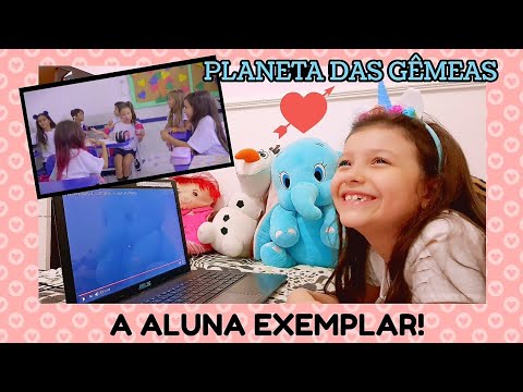 PLANETA DAS GÊMEAS - REAGINDO A MÚSICA ALUNA EXEMPLAR - Brincando com a Lívia