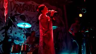 Little Dragon - Runabout LIVE HD (2011) Los Angeles Echoplex