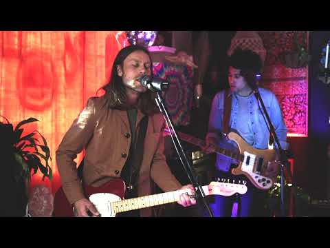 'Turn My Radio Up' - The Coffis Brothers