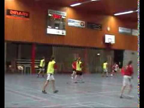 MarjolaGirls zaalvoetbal 2010 d 1