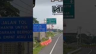 Download lagu Pintu masuk tol polanharjo klaten #buspariwisata #trendingshorts #shorts mp3