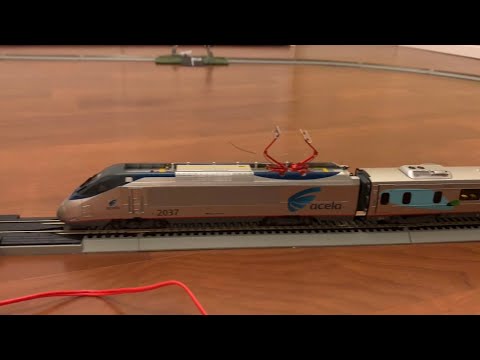 Amtrak Acela Express Bachmann HO Scale Train Set Out of Box Set Up Round and Round and Round