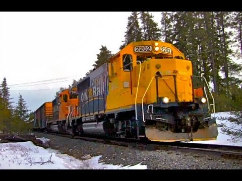 [HD] Hard Working EMD's Struggle with Massive 213