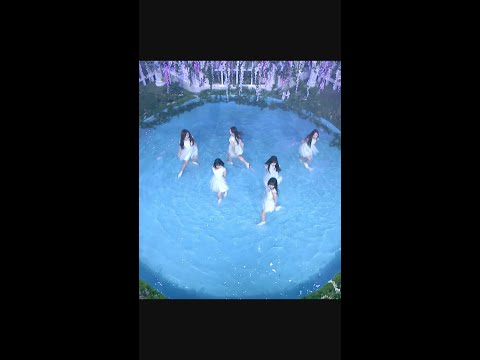 레전드 무대로 손 꼽히는.. 여자친구 귀를기울이면