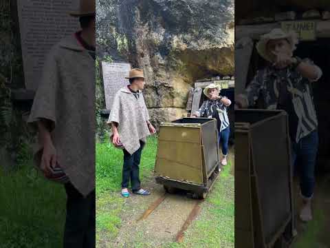 conociendo algo sobre la minería en California Santander #californa #lacarrangaestademoda  #minera