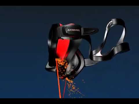 Video Review of the Atomic Venom Frameless Mask, Black Skirt