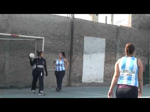 Handball en Villa Fiorito: Obreros del Carton vs. Las Estrellitas del Ceibo