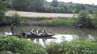 preview picture of video 'Promenade en barque à fond plat sur la Sarre Sarrewerden - Alsace Bossue.WMV'