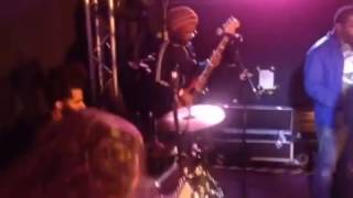 Londres Balance song Anthony Joseph