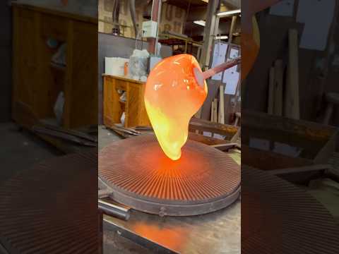 Delicious Lava?!?! Sylcom Light crafting Murano glass #Italy ???????? #glass #satisfying #skibiditoilet