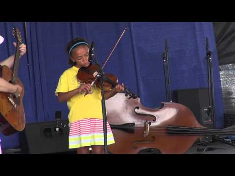 2015-08-01 PW1 C3 Chanelle Paschal - 2015 Willamette Valley Fiddle Contest