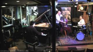 SmallsLIVE HD: The Mike Bond Trio - "Secret Love"