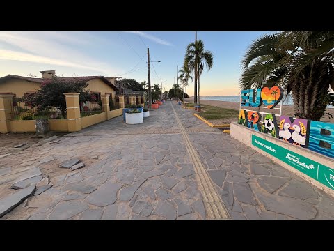 PASSEIO A PÉ POR RUAS CENTRAIS E PRAIA DE ARAMBARE RS 