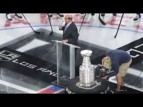 LA KINGS BANNER PRESENTATION 2014