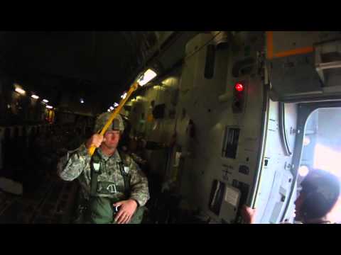 C17 jump w Jordanian Special troops soldiers .... Eager Lion- Jordan 2011