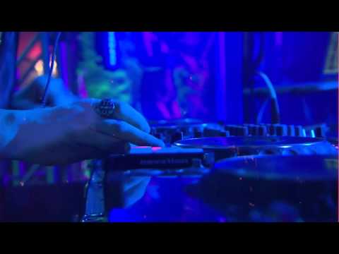 CIRQUE NOIR HALLOWEEN x SAT OCT 27 x 560 SOUND CLUB