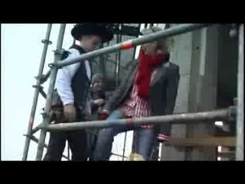 Richtfest: Letzter Nagel für Geierswalder Leuchtturm - ELSTERWELLE