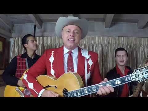 Deke Dickerson & The Whippersnappers singing “Here Kitty, Kitty.”