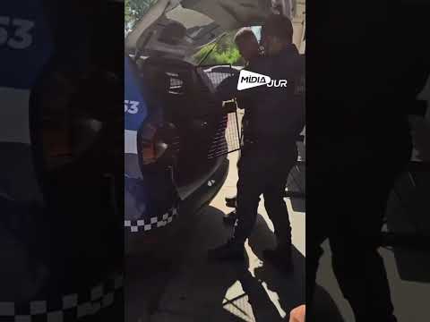 Homem atira com espingarda de pressão no meio da rua em VG