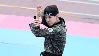 Download lagu [4K] 260401 호시 🐯 백석대 국격페스티벌 풀영상 (HOSHI FOCUS) | 호랑이 호랑이의검 숨이차 손오공 #육군태권도시범단 #SEVENTEEN #SVT #FULLCAM mp3