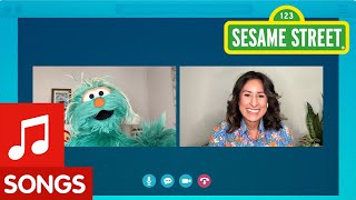 Sesame Street: Rosita Sings Sing After Me with her friend Sofia