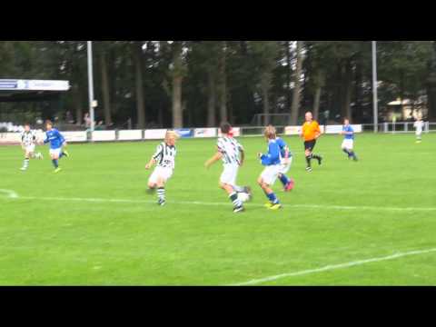 AWC D1 - SC Woezik D1 (0-3)