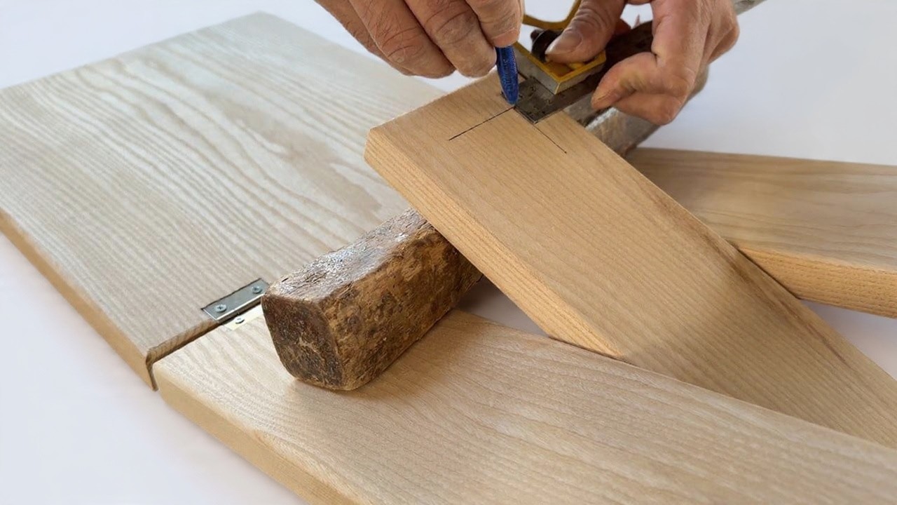 Perfect Beginner Project: Build This Folding Chair in Less Than 1 Hour