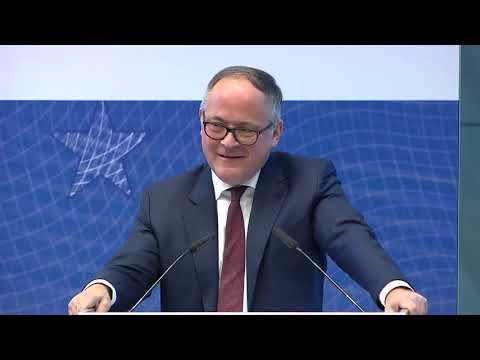 Benoît Cœuré EUdebates: What does Europe do -Monetary Policy. The challenges ahead