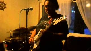 (METALCORE) Roach Motel - Memoir of a Massacre (LIVE)