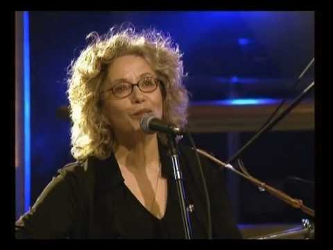 חוה אלברשטיין - מרתיחים מים (קליפ)